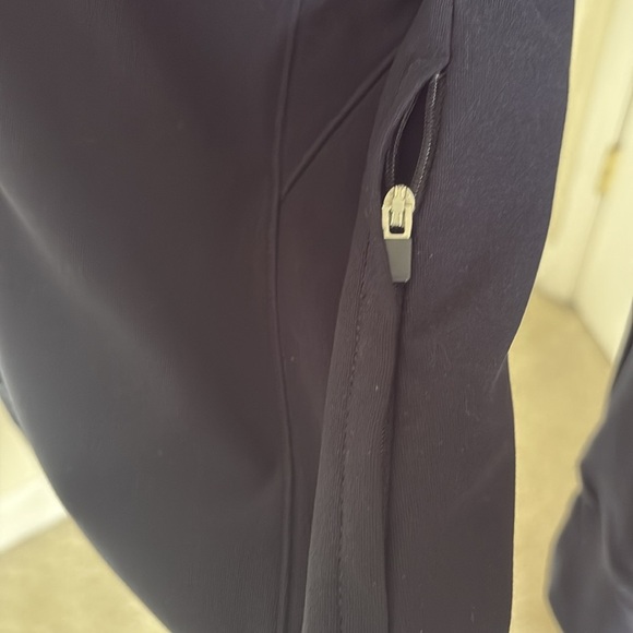 Talbots Navy Blue Lightweight Zip Up, Size Small Items - Picture 5 of 7